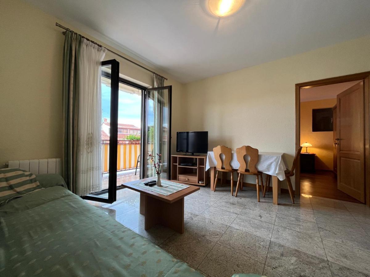 Holiday Apartments Sonne Rovinj Luaran gambar