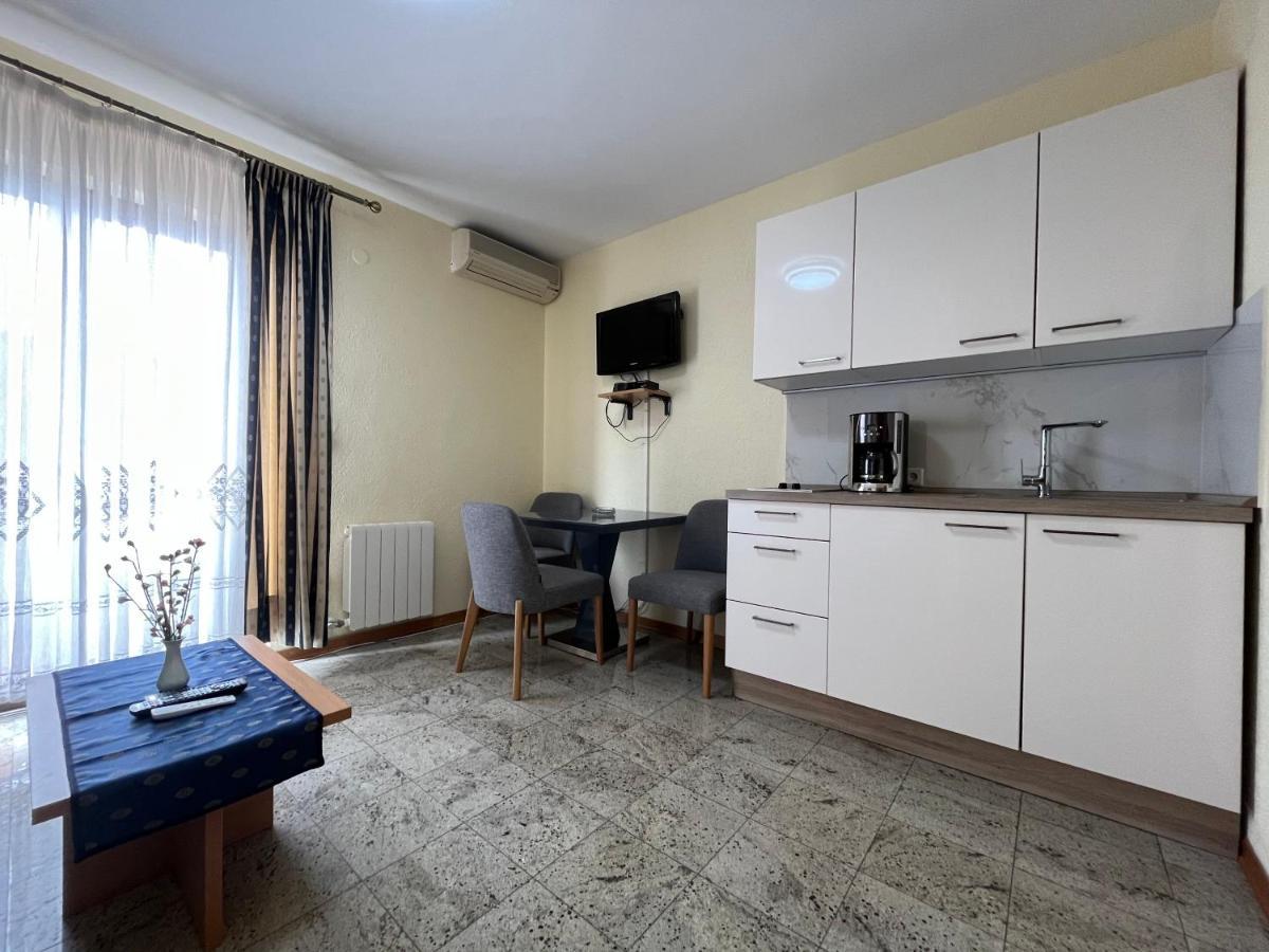 Holiday Apartments Sonne Rovinj Luaran gambar
